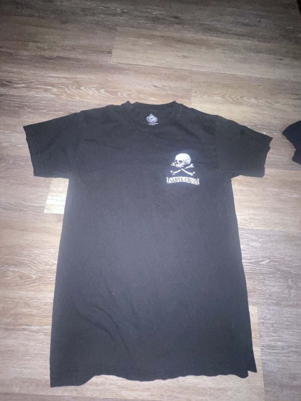 The Duck Company Men's Skull and Crossbones Graphic T-Shirt